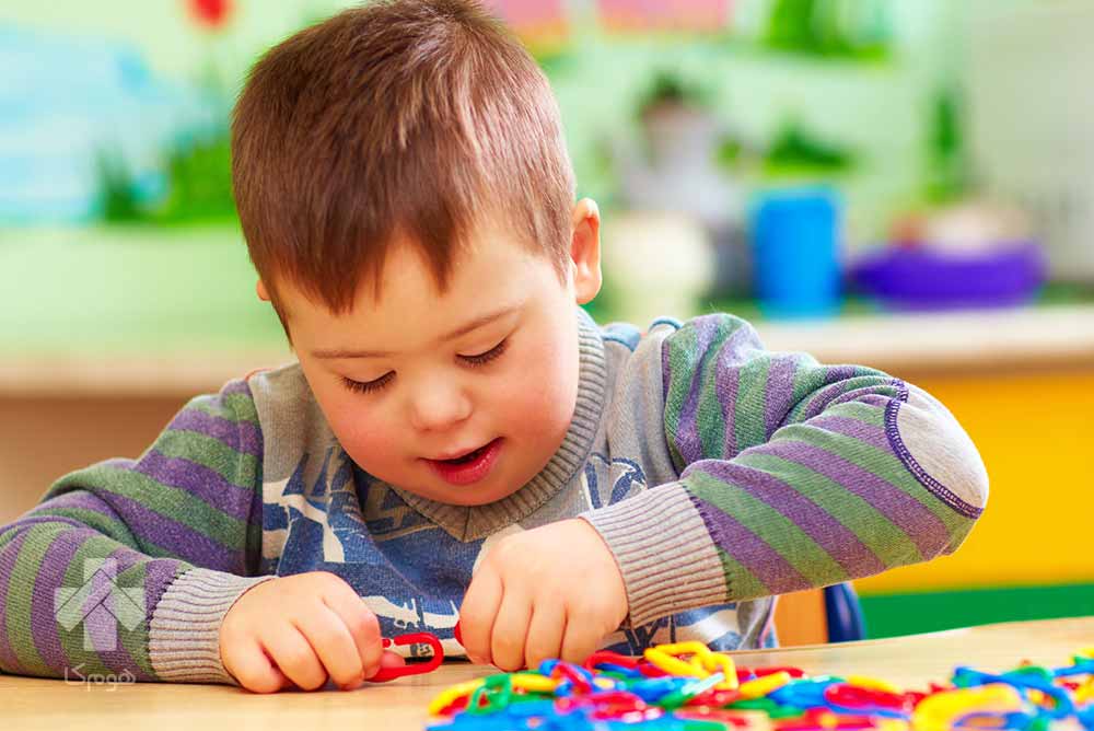 کاردرمانی در منزل برای کودکان دارای اختلال اوتیسم 